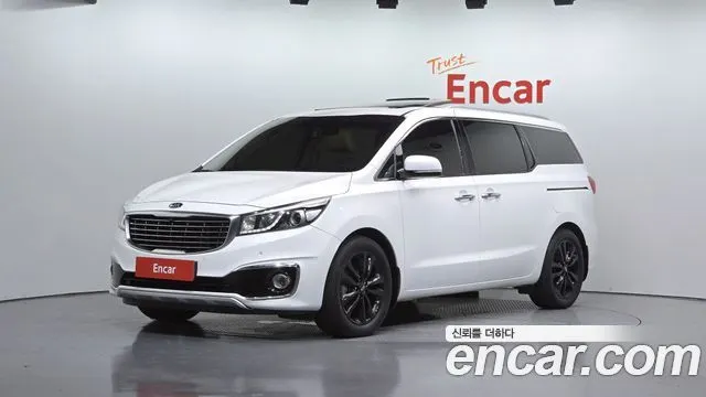 KIA CARNIVAL 2015 — 145 805 км, белый, Корея — под ключ — фото 1