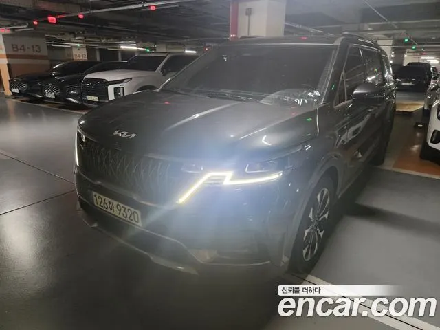 KIA CARNIVAL 2023 — 55 838 км, серый, Корея — под ключ — фото 1