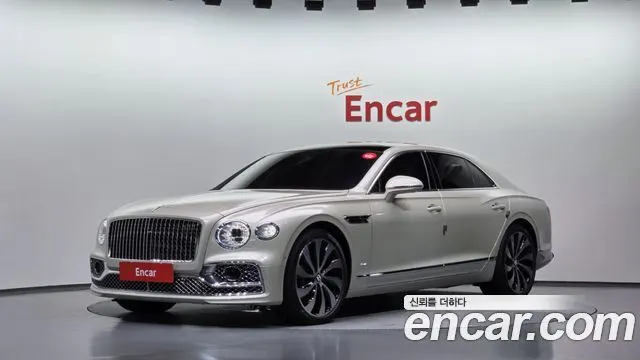 BENTLEY FLYING SPUR 2023 — 27 991 км, белый-перламутр, Корея — под ключ — фото 11