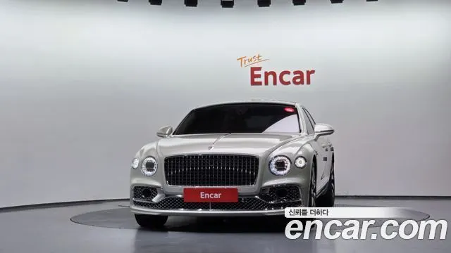 BENTLEY FLYING SPUR 2023 — 27 991 км, белый-перламутр, Корея — под ключ — фото 3