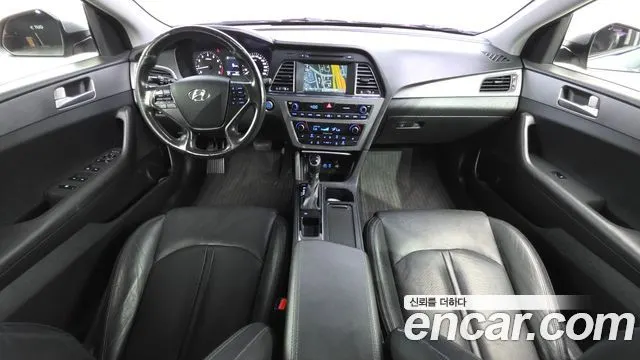 HYUNDAI SONATA 2015 — 145 000 км, серебристый, Корея — под ключ — фото 7