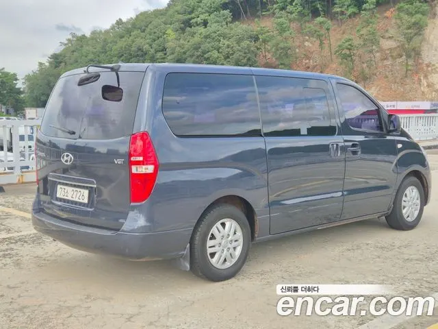 HYUNDAI GRAND STAREX 2017 — 138 598 км, серый, Корея — под ключ — фото 3