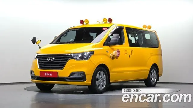 HYUNDAI GRAND STAREX 2019 — 118 396 км, жёлтый, Корея — под ключ — фото 1