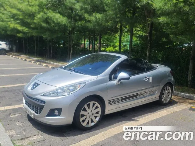 PEUGEOT 207CC 2012 — 132 000 км, серебристый, Корея — под ключ — фото 1