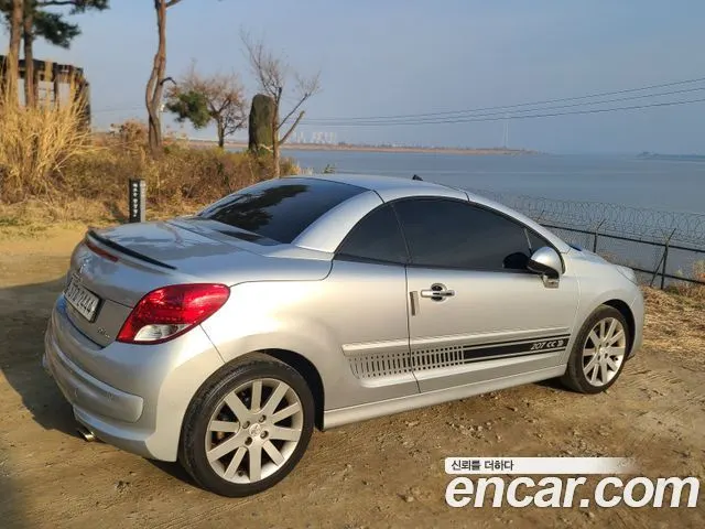 PEUGEOT 207CC 2012 — 132 000 км, серебристый, Корея — под ключ — фото 2