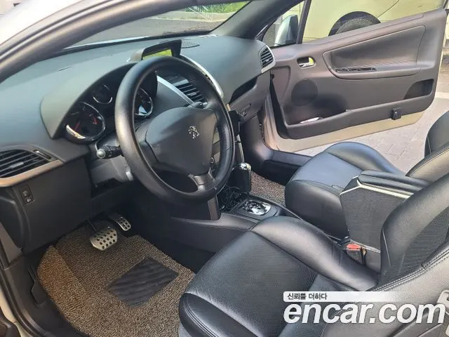 PEUGEOT 207CC 2012 — 132 000 км, серебристый, Корея — под ключ — фото 7