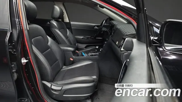 KIA SPORTAGE 2016 — 160 758 км, чёрный, Корея — под ключ — фото 11