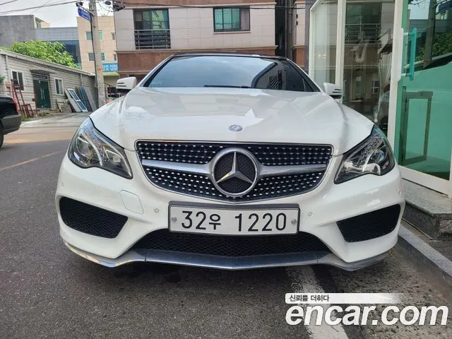 MERCEDES-BENZ E-CLASS W212 2015 — 80 000 км, белый, Корея — под ключ — фото 3