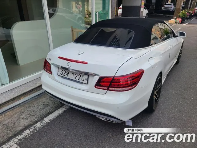MERCEDES-BENZ E-CLASS W212 2015 — 80 000 км, белый, Корея — под ключ — фото 4