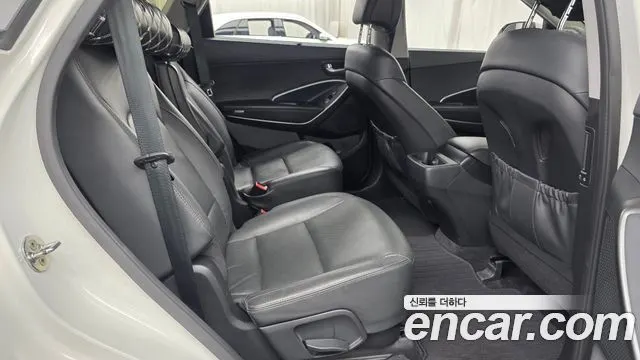 HYUNDAI MAXCRUZ 2018 — 63 651 км, белый, Корея — под ключ — фото 11