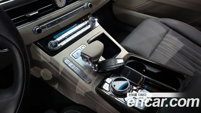 GENESIS G90 2020 — 13 159 км, серебристо-серый, Корея — под ключ — фото 9