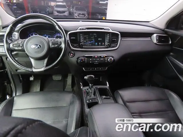 KIA SORENTO 2017 — 182 629 км, чёрный, Корея — под ключ — фото 7