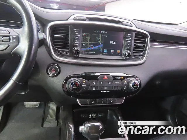 KIA SORENTO 2017 — 182 629 км, чёрный, Корея — под ключ — фото 10
