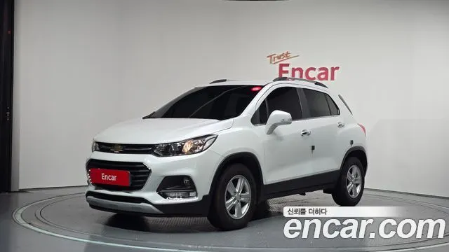 CHEVROLET TRAX 2017 — 107 867 км, белый, Корея — под ключ — фото 1
