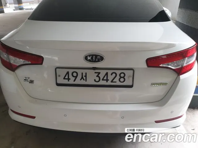 KIA K5 HYBRID 2012 — 229 800 км, белый, Корея — под ключ — фото 4