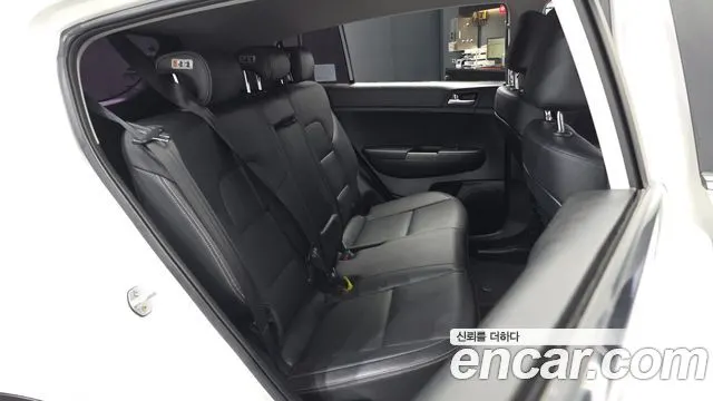 KIA SPORTAGE THE BOLD 2019 — 21 326 км, белый, Корея — под ключ — фото 12
