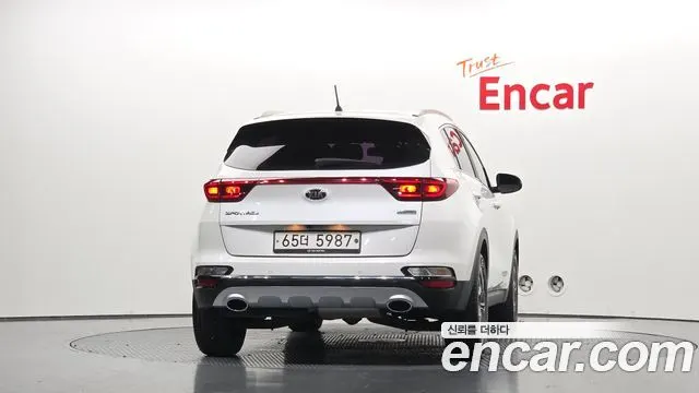 KIA SPORTAGE THE BOLD 2019 — 21 326 км, белый, Корея — под ключ — фото 4