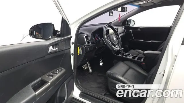 KIA SPORTAGE THE BOLD 2019 — 21 326 км, белый, Корея — под ключ — фото 10
