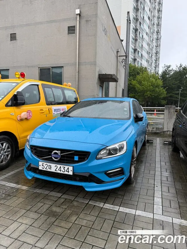 VOLVO V60 2017 — 96 000 км, синий, Корея — под ключ — фото 3