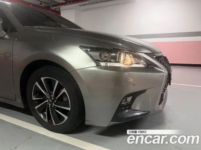 LEXUS CT200H 2018 — 36 438 км, серебристо-серый, Корея — под ключ — фото 4