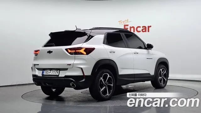 CHEVROLET TRAILBLAZER — из Кореи под ключ