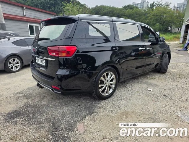KIA CARNIVAL 2019 — 192 800 км, чёрный, Корея — под ключ — фото 4