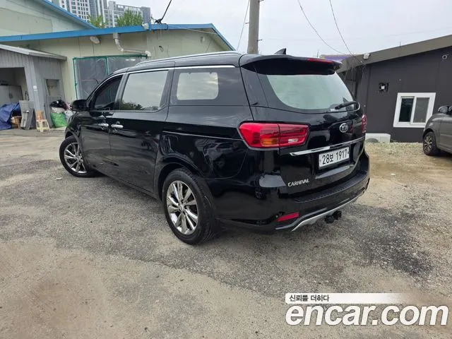 KIA CARNIVAL 2019 — 192 800 км, чёрный, Корея — под ключ — фото 6