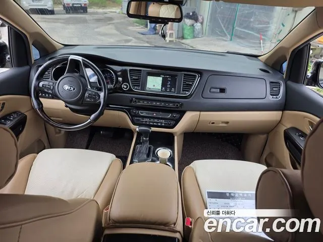 KIA CARNIVAL 2019 — 192 800 км, чёрный, Корея — под ключ — фото 9