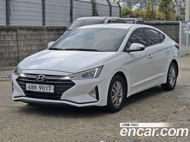 HYUNDAI AVANTE 2019 — 153 205 км, белый, Корея — под ключ — фото 1