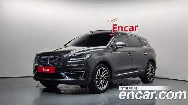 LINCOLN NAUTILUS 2019
