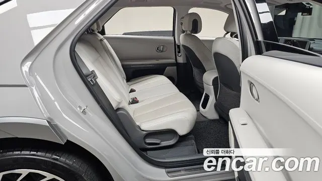 HYUNDAI IONIQ 5 2022 — 105 464 км, серебристо-серый, Корея — под ключ — фото 11