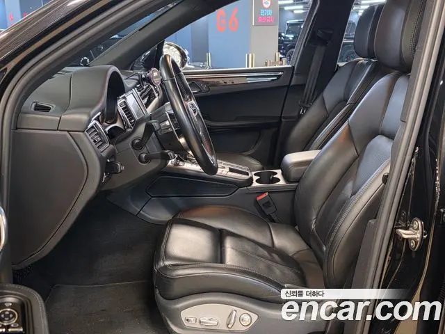 PORSCHE MACAN 2016 — 53 600 км, чёрный, Корея — под ключ — фото 7