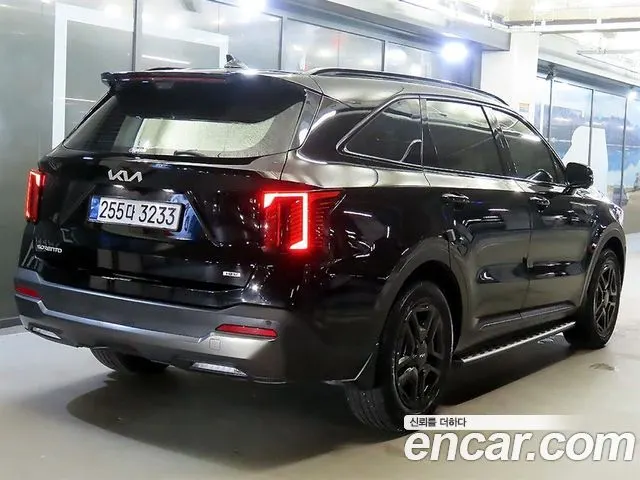 KIA SORENTO 2025 — 7 000 км, чёрный, Корея — под ключ — фото 2