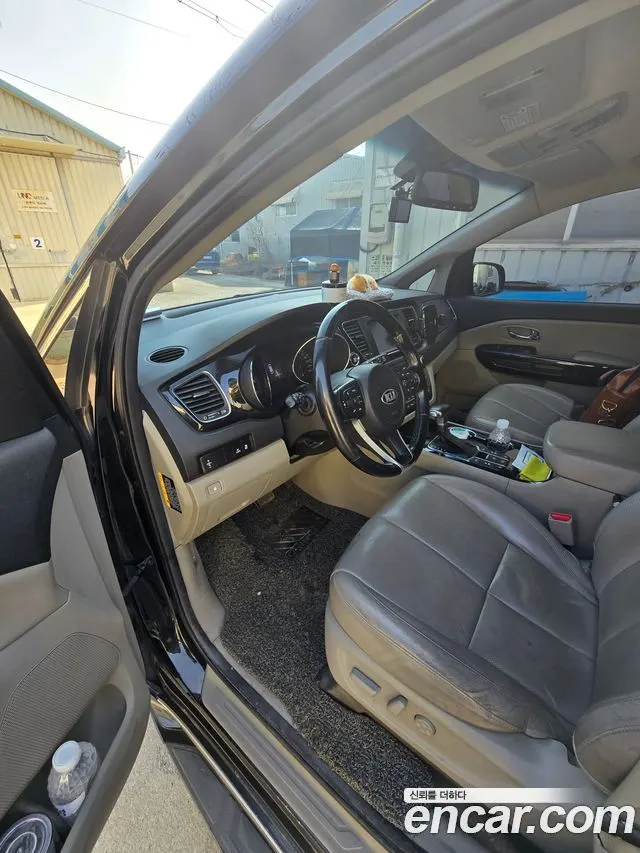 KIA CARNIVAL 2019 — 183 400 км, чёрный, Корея — под ключ — фото 8