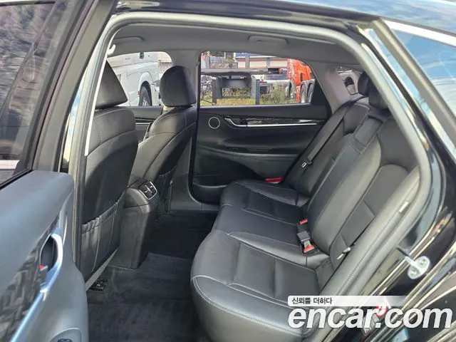 HYUNDAI GRANDEUR 2019 — 56 000 км, чёрный, Корея — под ключ — фото 7