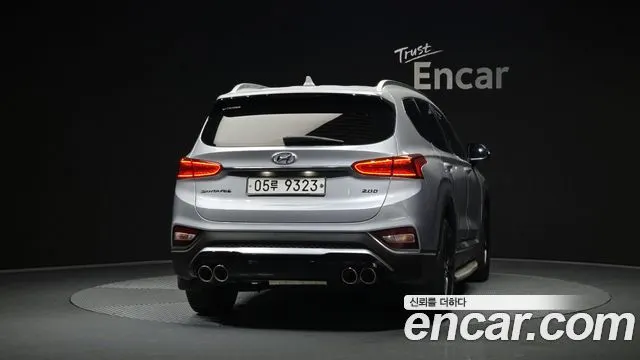 HYUNDAI SANTA FE 2019 — 71 923 км, серебристо-серый, Корея — под ключ — фото 4
