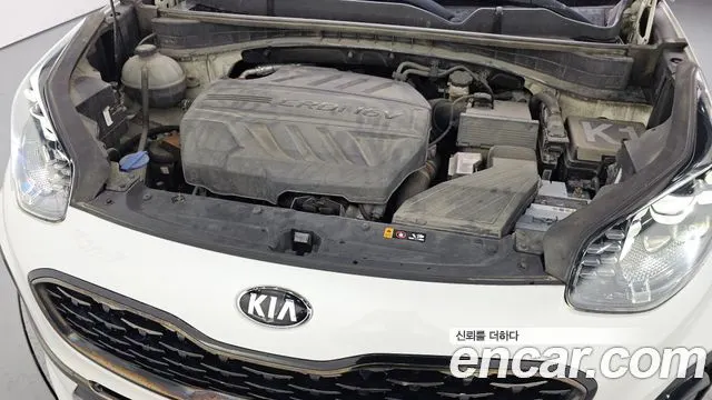 KIA SPORTAGE THE BOLD 2019 — 236 893 км, белый, Корея — под ключ — фото 6