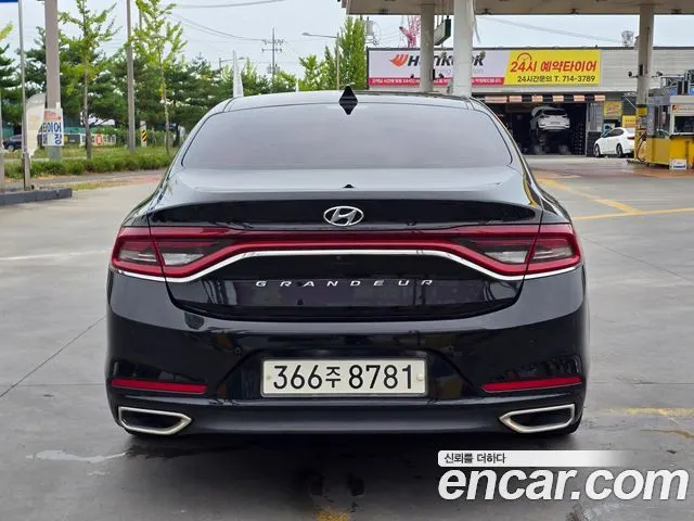 HYUNDAI GRANDEUR 2019 — 63 000 км, чёрный, Корея — под ключ — фото 4