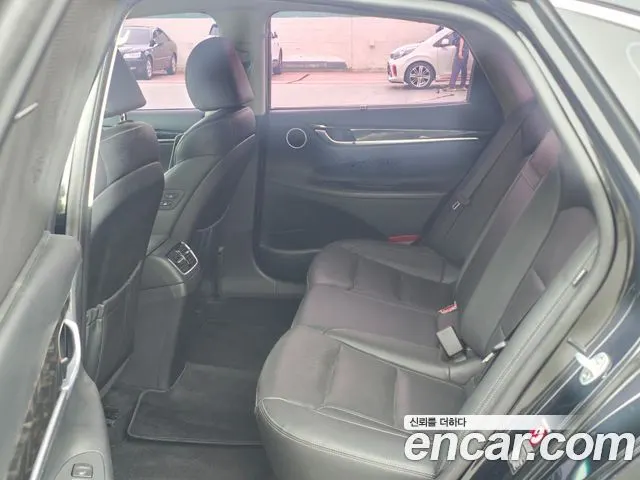 HYUNDAI GRANDEUR 2019 — 63 000 км, чёрный, Корея — под ключ — фото 7