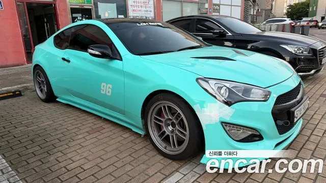 HYUNDAI GENESIS COUPE 2012 — 174 000 км, белый, Корея — под ключ — фото 4