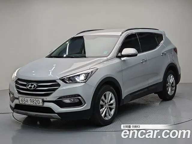 HYUNDAI SANTA FE 2018 — 92 855 км, серебристый, Корея — под ключ — фото 1