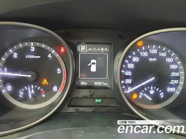 HYUNDAI SANTA FE 2018 — 92 855 км, серебристый, Корея — под ключ — фото 6