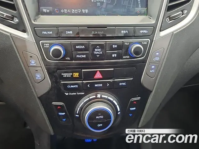 HYUNDAI SANTA FE 2018 — 92 855 км, серебристый, Корея — под ключ — фото 10