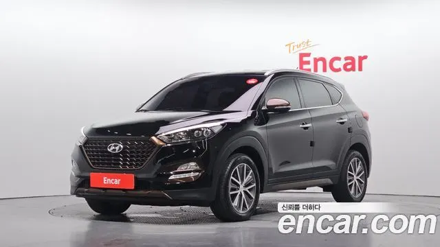HYUNDAI TUCSON 2017 — 100 149 км, чёрный, Корея — под ключ — фото 1