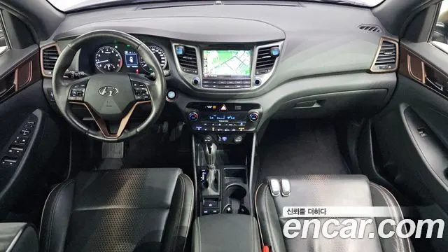 HYUNDAI TUCSON 2017 — 100 149 км, чёрный, Корея — под ключ — фото 7
