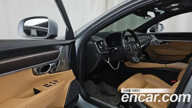 VOLVO V90 CROSS COUNTRY 2018 — 190 705 км, серебристо-серый, Корея — под ключ — фото 10