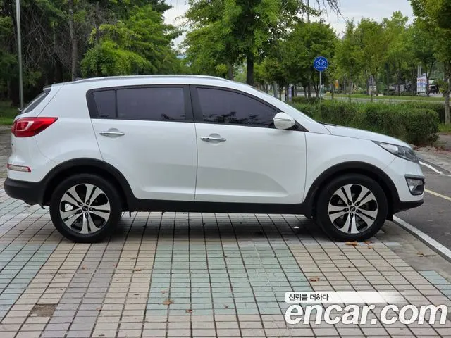 KIA SPORTAGE R 2012 — 182 538 км, белый, Корея — под ключ — фото 7