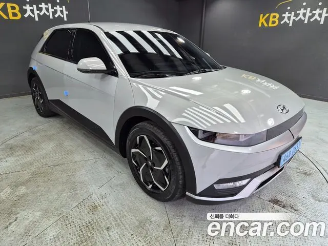 HYUNDAI IONIQ 5 2023 — 16 429 км, серебристо-серый, Корея — под ключ — фото 5