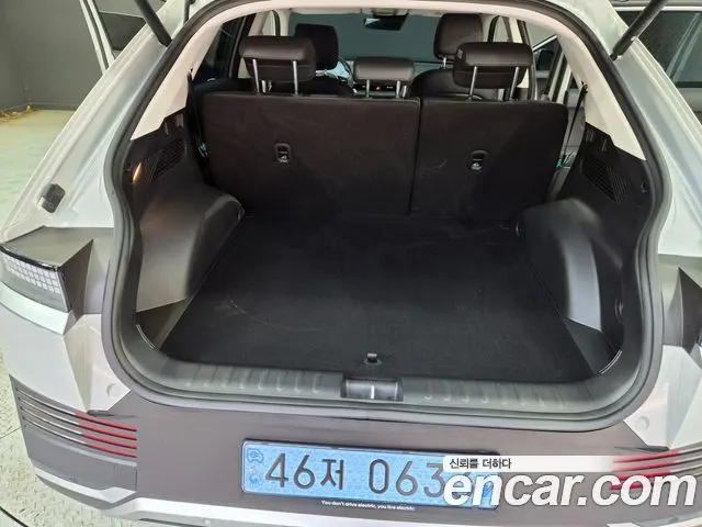 HYUNDAI IONIQ 5 2023 — 16 429 км, серебристо-серый, Корея — под ключ — фото 10