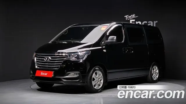 HYUNDAI GRAND STAREX 2019 — 92 581 км, чёрный, Корея — под ключ — фото 1